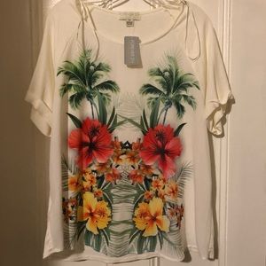 Forever 21 Tops - Tropical top! Forever 21 Tops - Tropical top!
